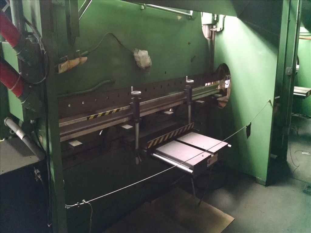 90 Ton  X 28’ Cincinnati FM Tandem Hydraulic Press Brake