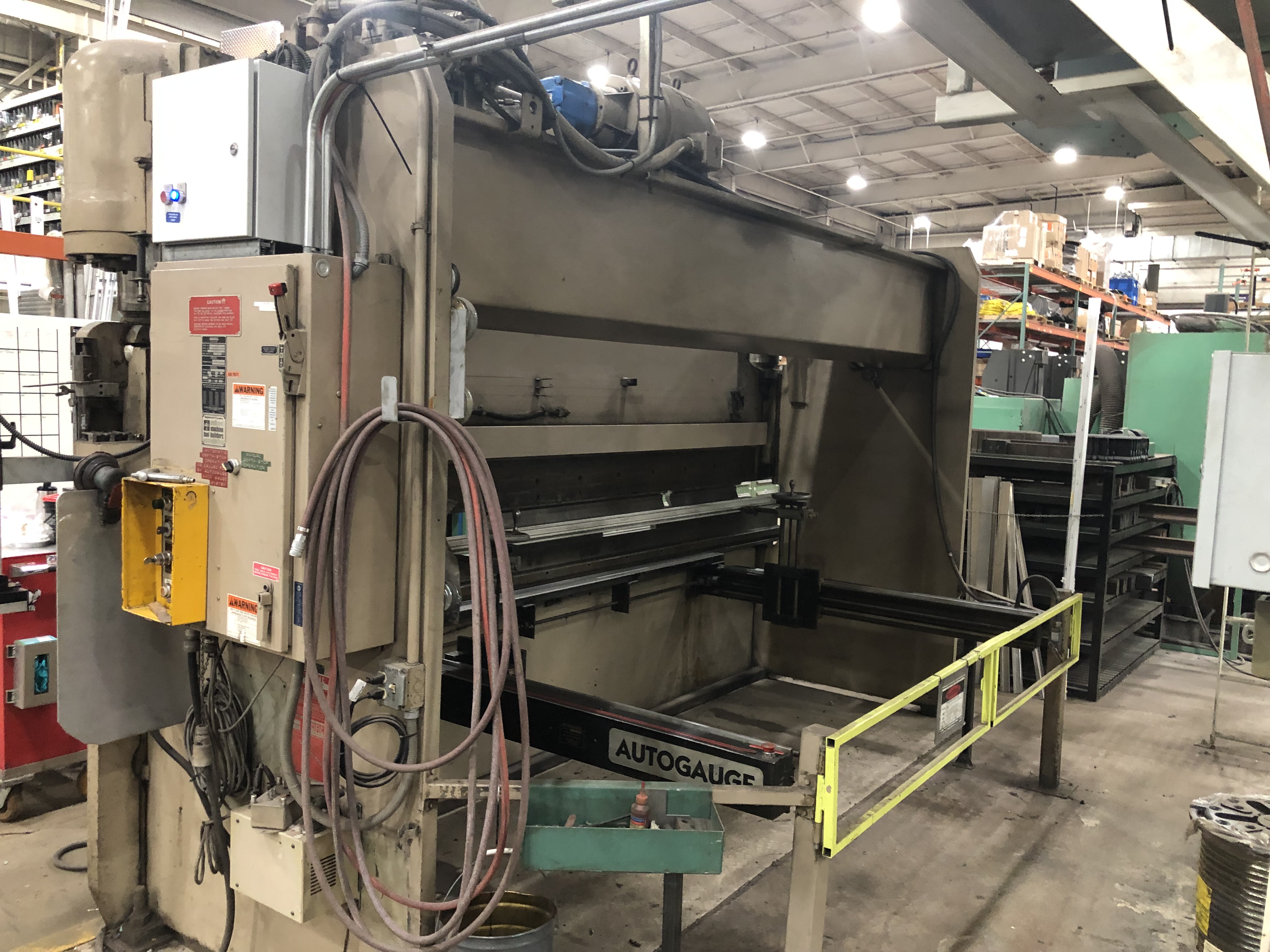 165 Ton X 14'  Pacific J-165-14, Hydraulic CNC Press Brake 