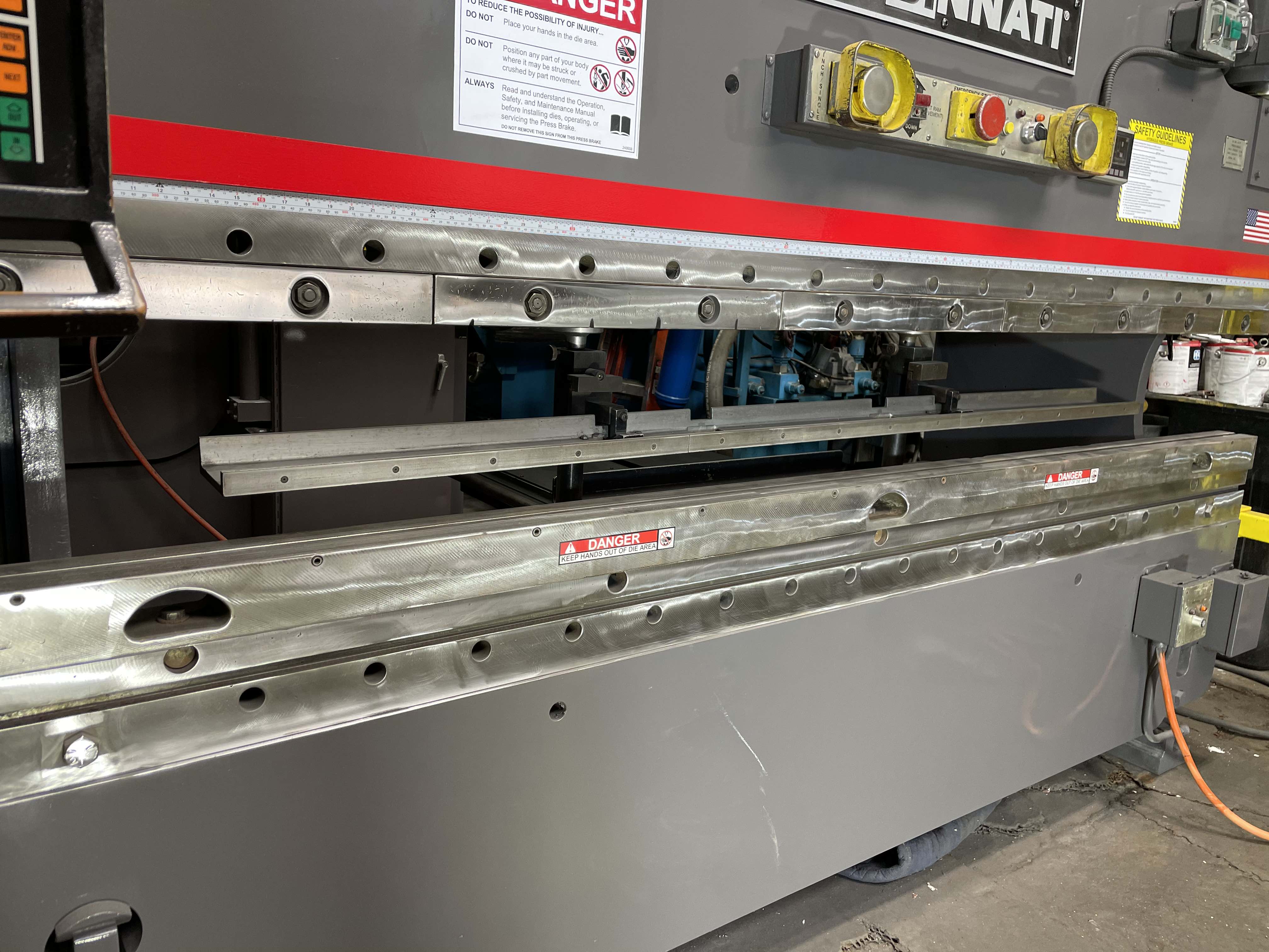 90 Ton X 10' Cincinnati Model 90CB Hydraulic Press Brake