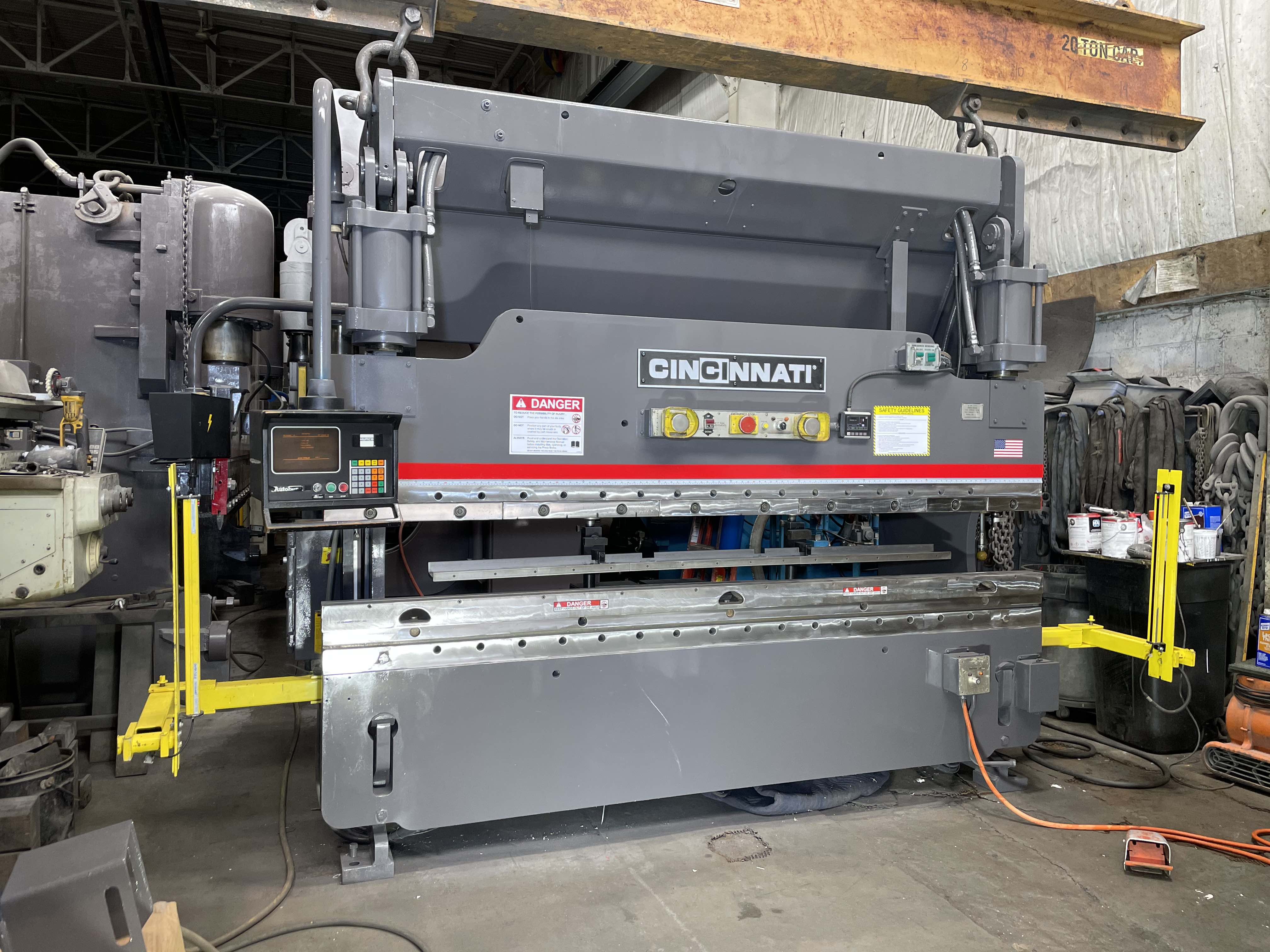 90 Ton X 10' Cincinnati Model 90CB Hydraulic Press Brake