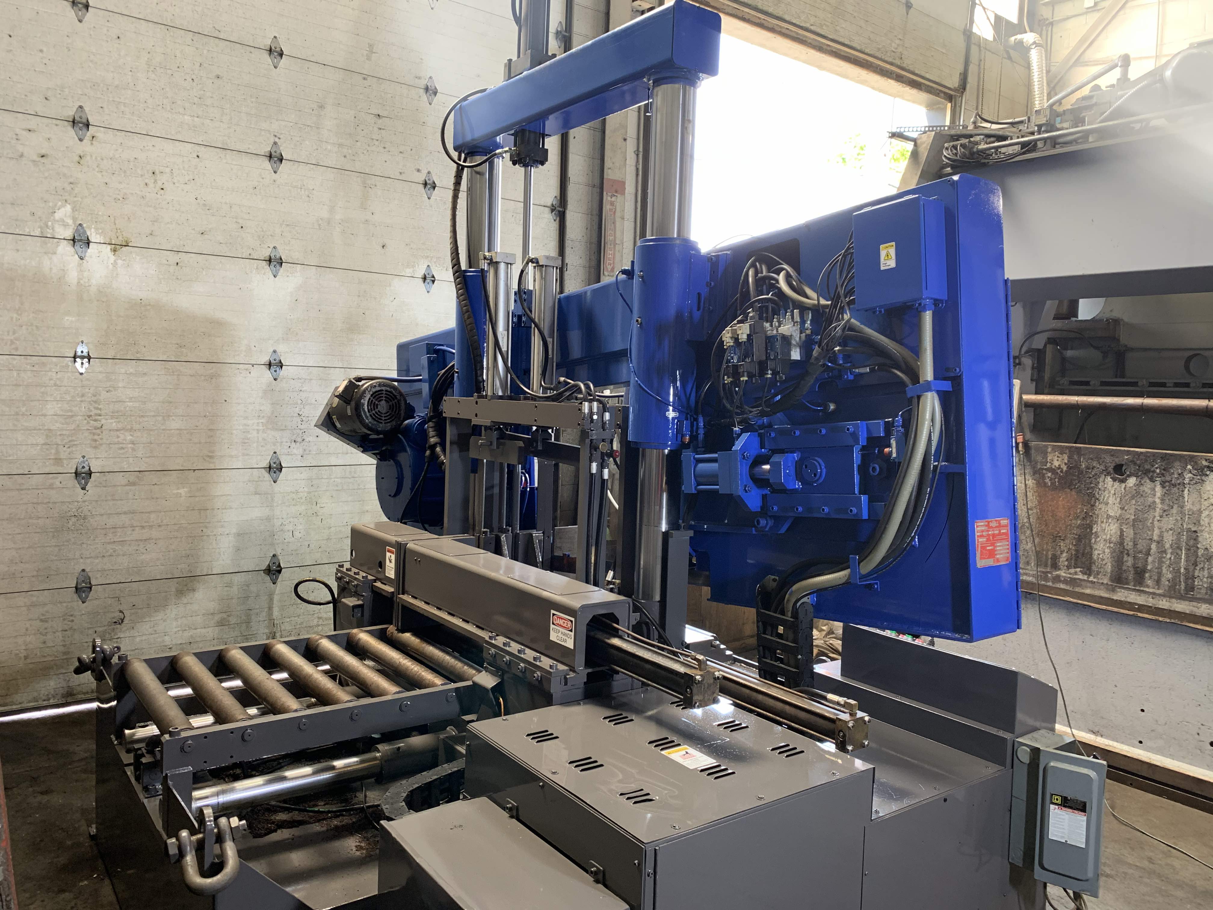 25" X 25" DoAll Model C-650CN  Horizontal Band Saw