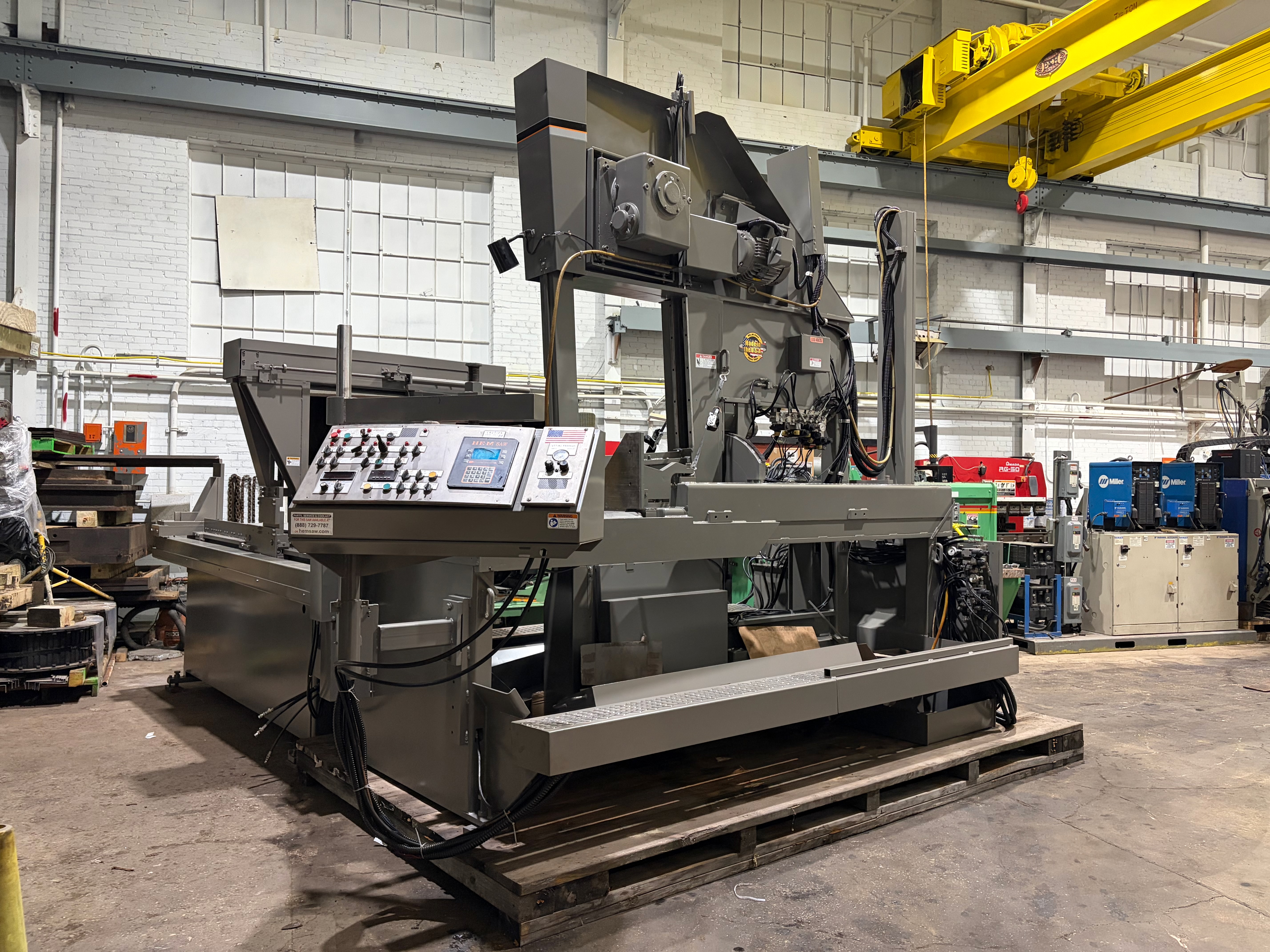 25" X 36"  HEM VT200A Vertical Miter Cutting Band Saw New 2009