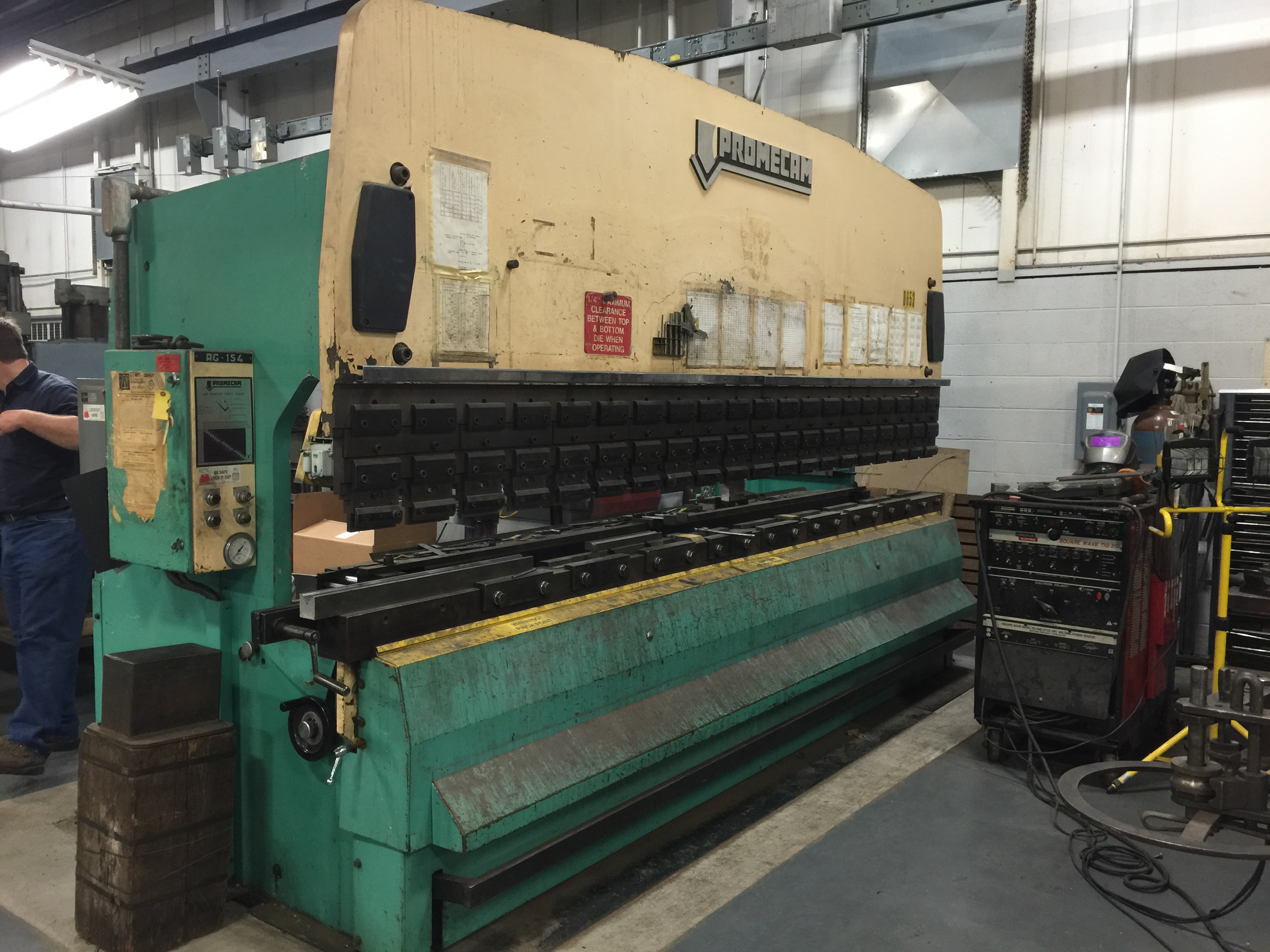 165 Ton X 13' Promecam RG 150