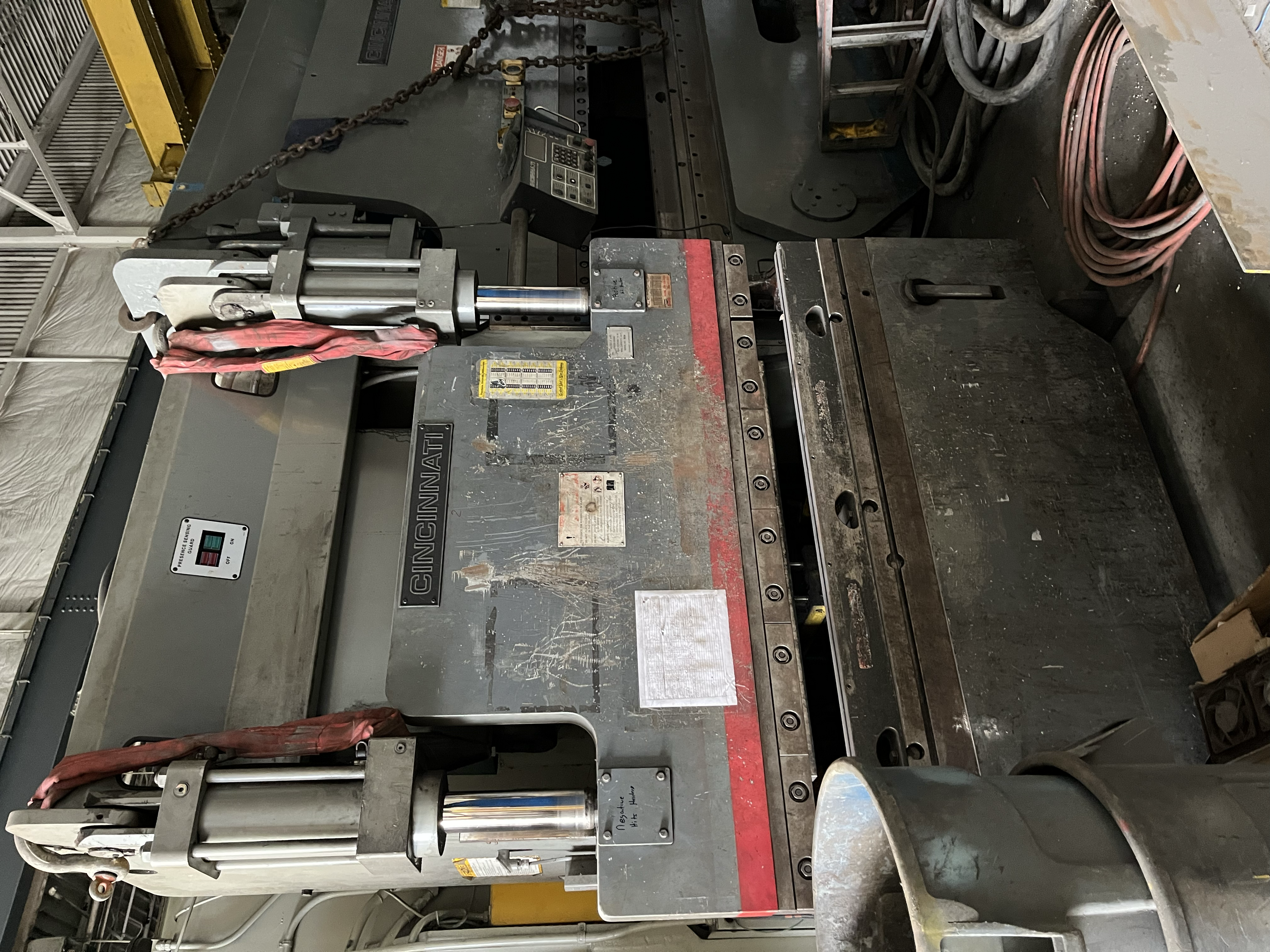 60 TON X 6’ Cincinnati Model 60CBII CNC Press Brake